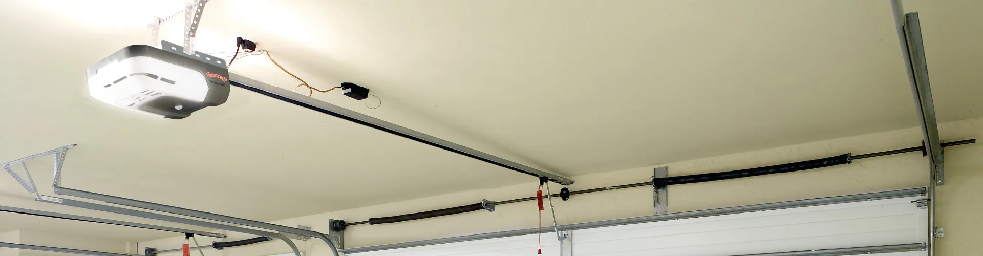 RESIDENTIAL GARAGE DOOR OPENERS
